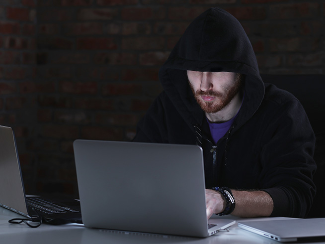 Reconocer, informar y prevenir el phishing Reconocer, informar y prevenir el phishing